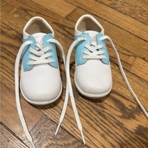 Posh Pickle Toddler Saddle Shoes – Size 7
